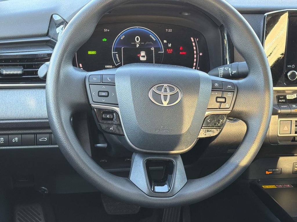 Certified 2025 Toyota Camry LE w/ Convenience Package image 9