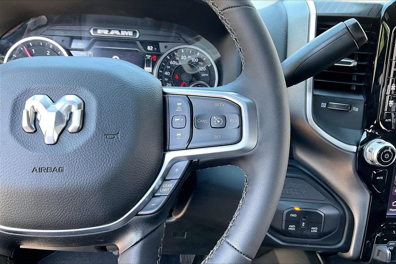 New 2026 RAM 2500 Big Horn AWD/4WD image 30