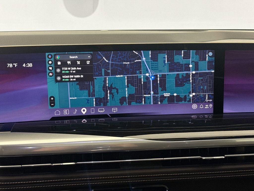 Used 2025 Cadillac Escalade ESV Sport AWD/4WD image 13