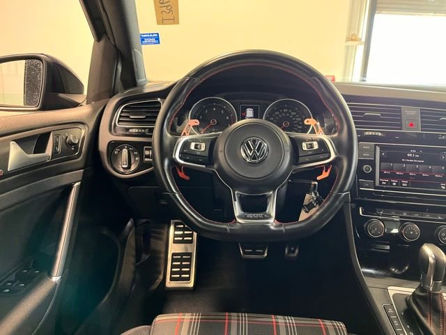 Used 2019 Volkswagen GTI SE image 21