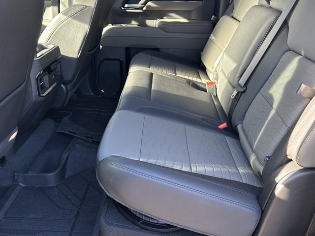 Used 2025 Chevrolet Silverado 1500 ZR2 w/ Technology Package image 22