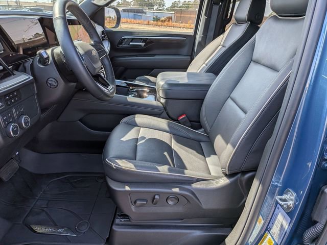 Used 2025 Chevrolet Tahoe Premier image 16