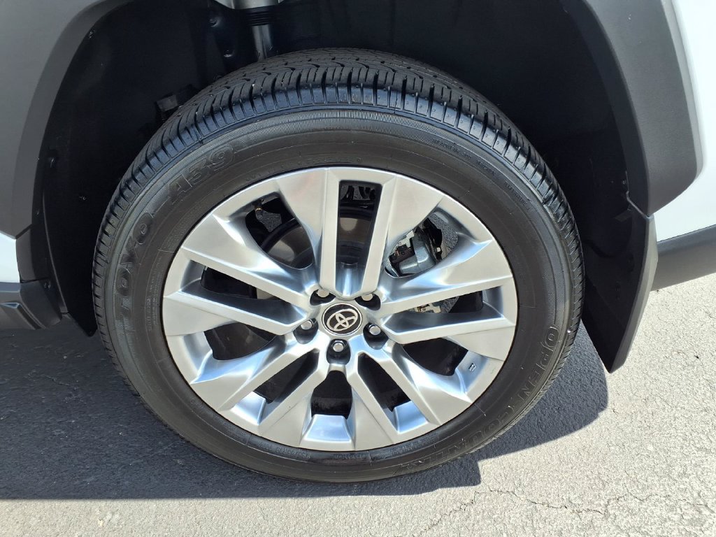 Used 2025 Toyota RAV4 Limited w/ Advanced Technology Package FWD image 15