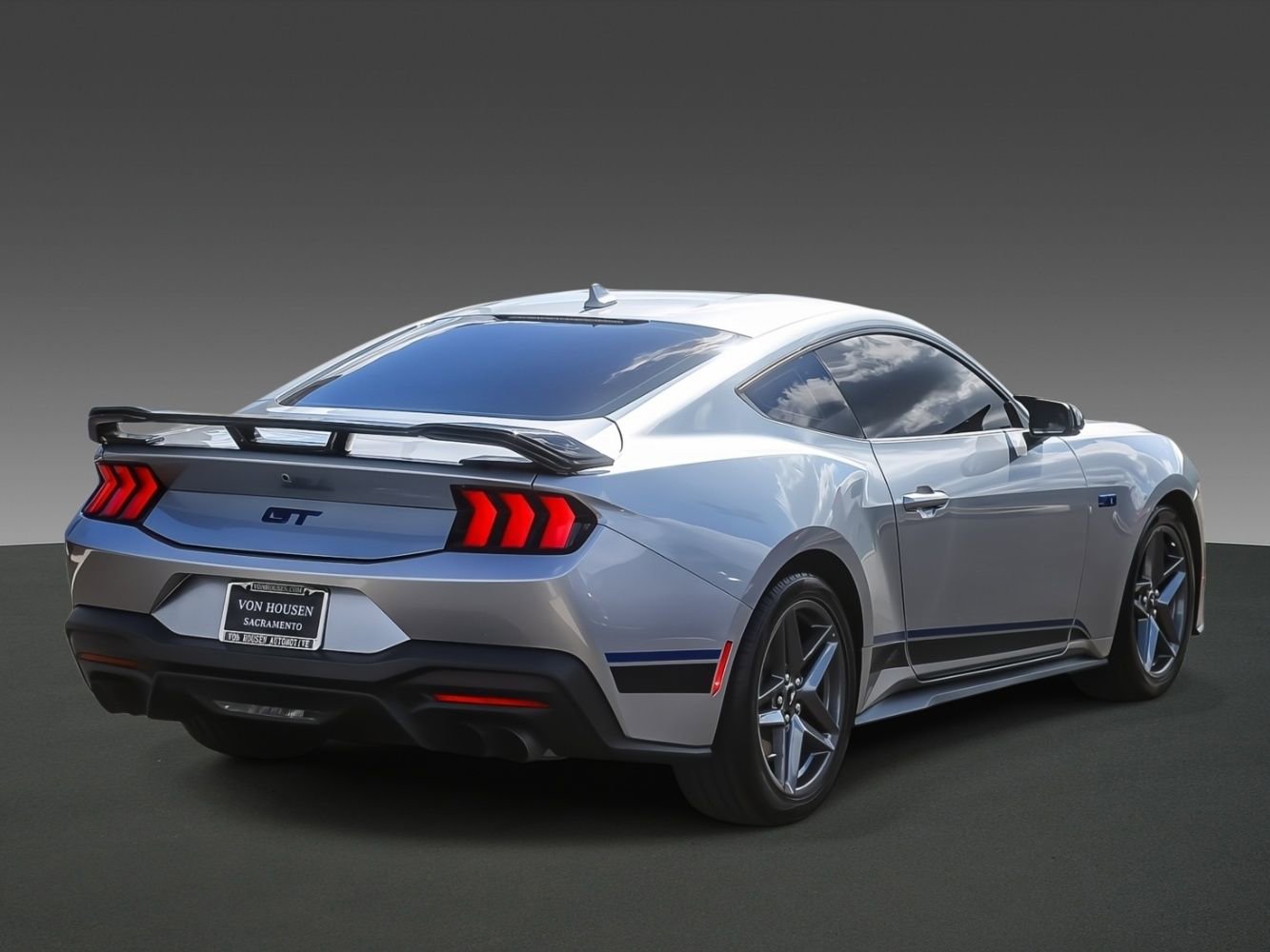 Used 2024 Ford Mustang GT Premium w/ California Special Package image 4