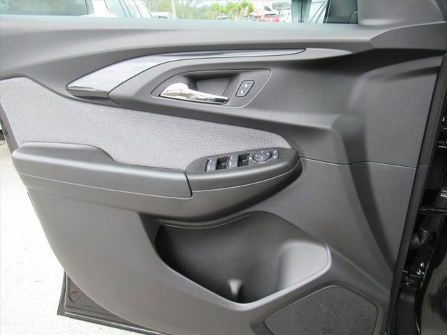 Used 2023 Chevrolet TrailBlazer LT image 17