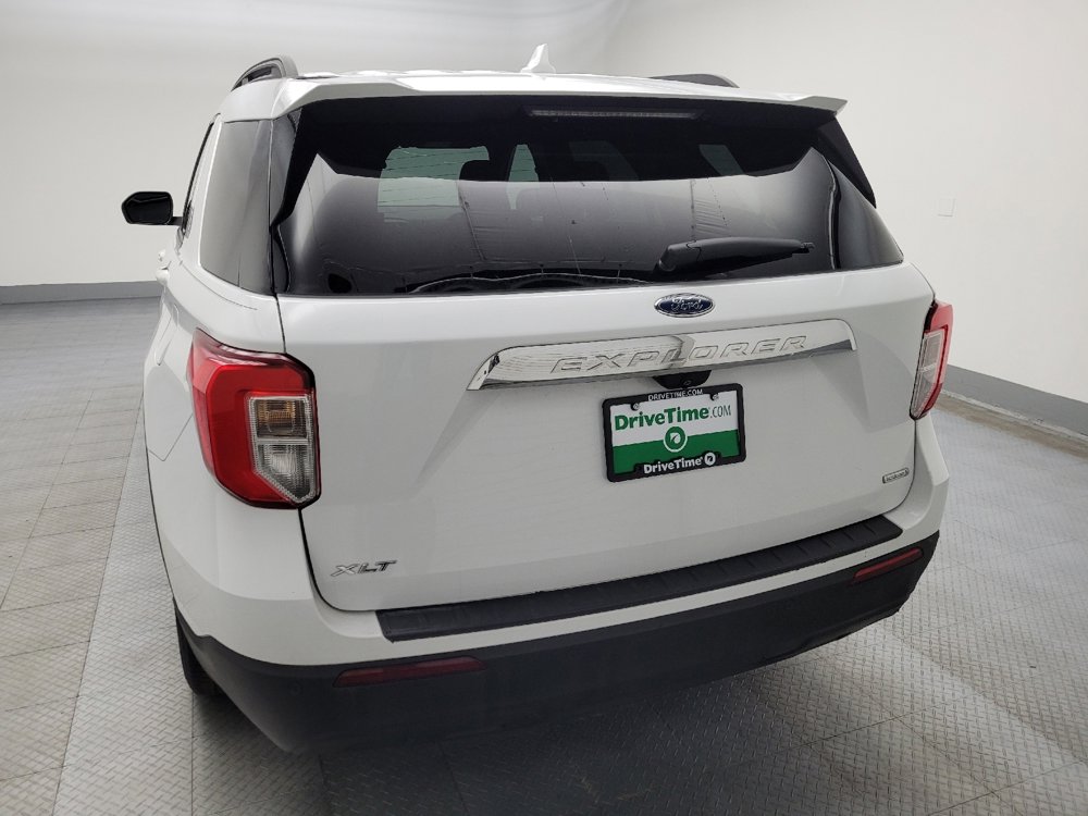 Used 2020 Ford Explorer XLT image 6