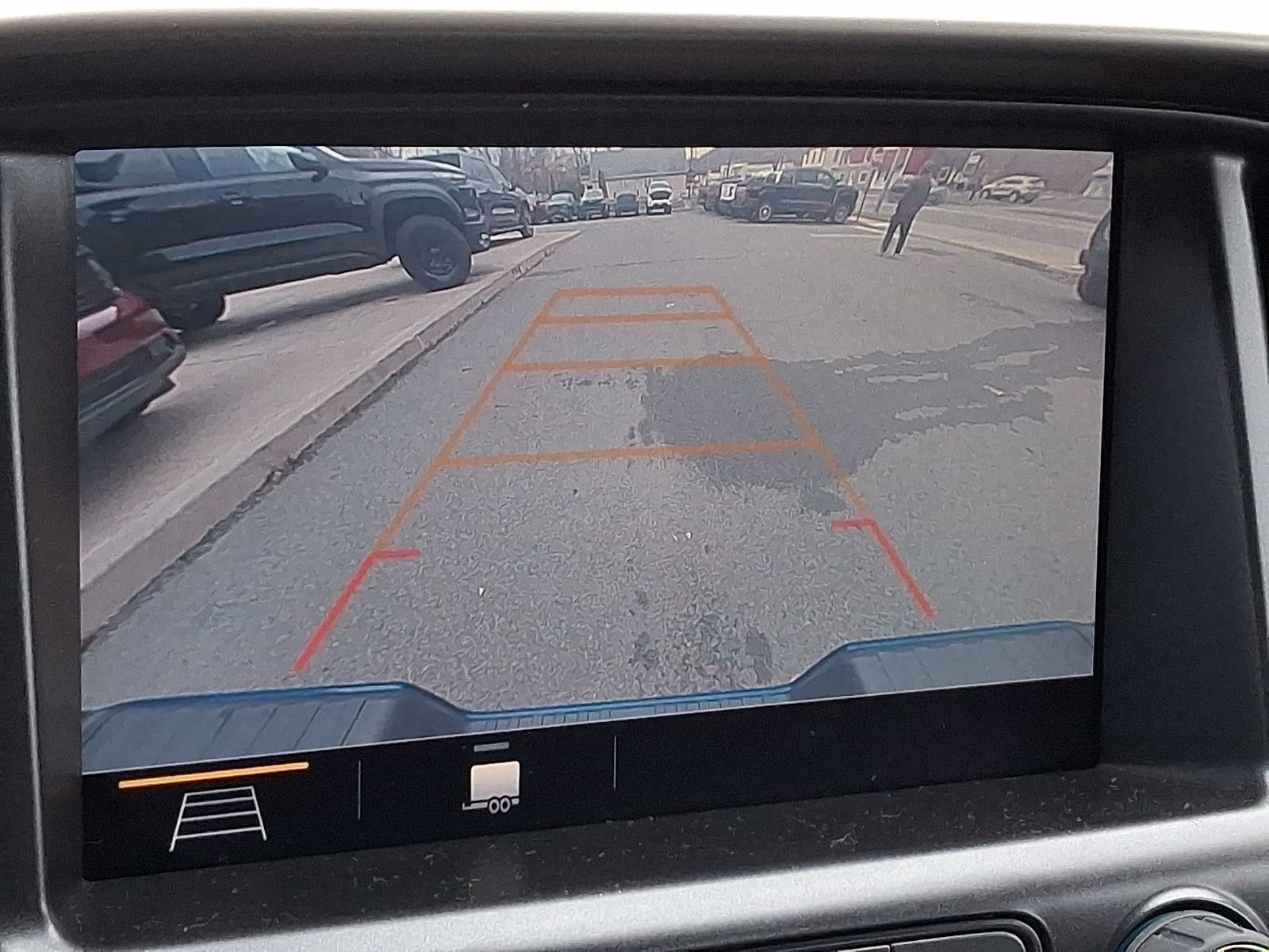 Used 2022 Chevrolet Colorado Z71 image 19