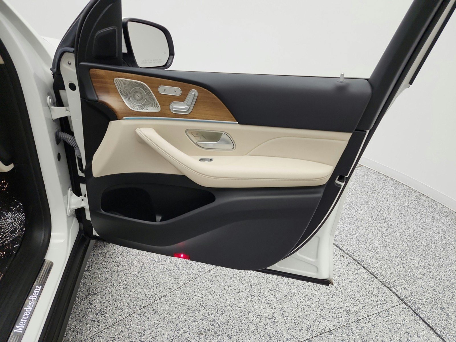 Certified 2023 Mercedes-Benz GLE 350 image 21