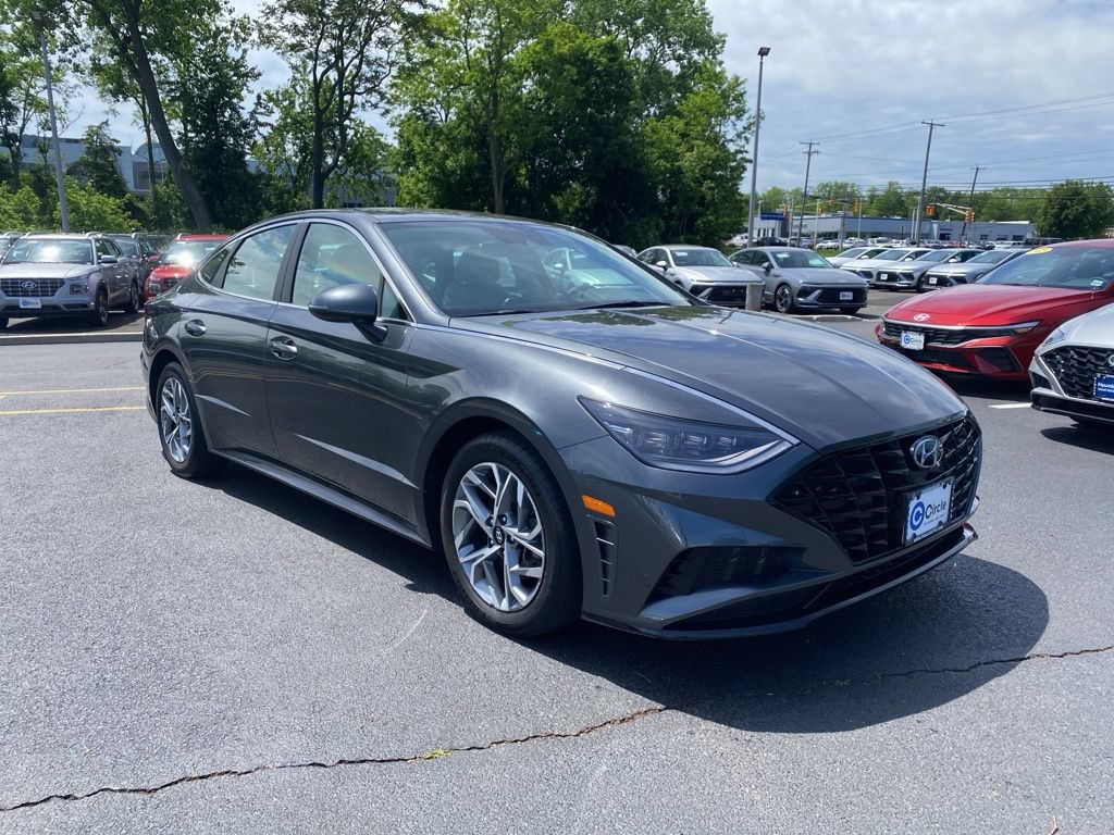 Certified 2023 Hyundai Sonata SEL FWD image 1