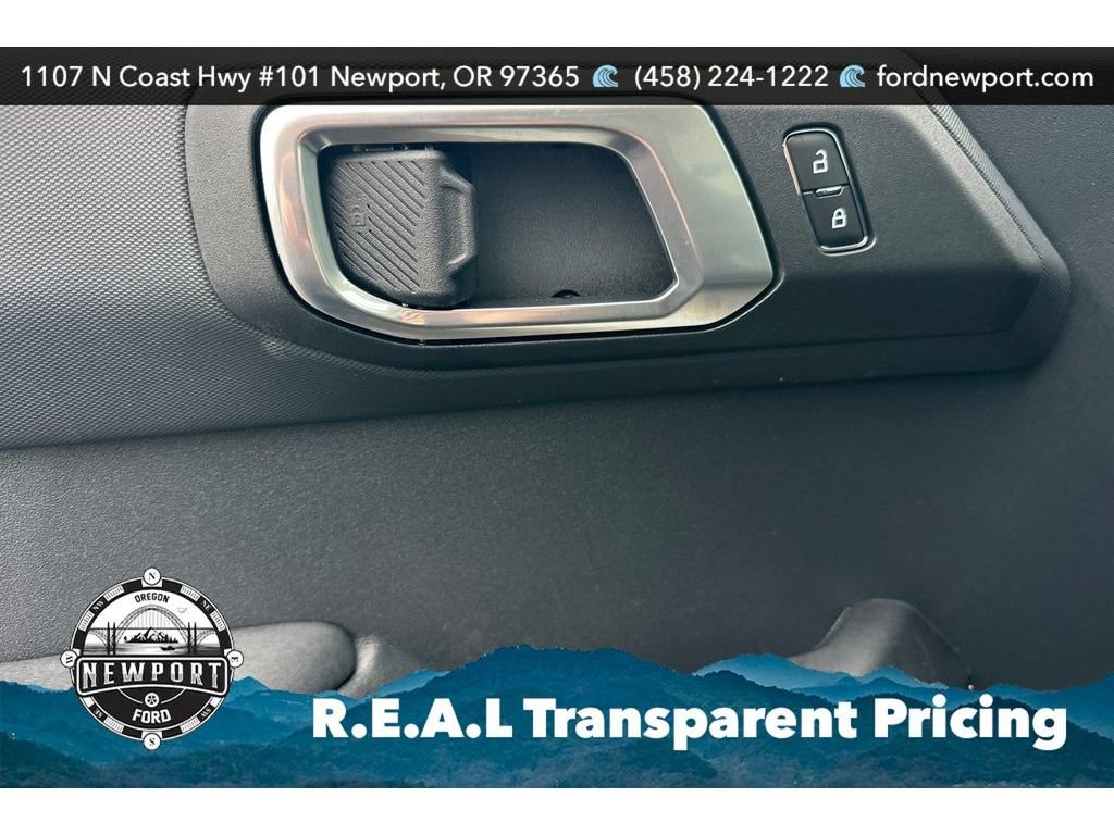New 2025 Ford Bronco Big Bend w/ Black Diamond Package AWD/4WD image 15
