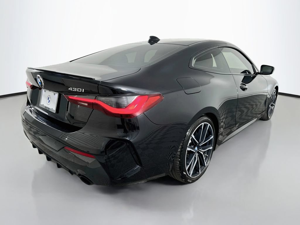Used 2022 BMW 430i Coupe w/ M Sport Package RWD image 5
