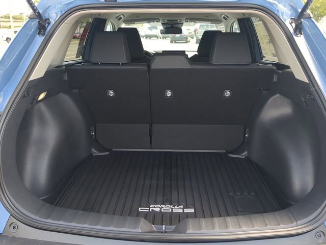 New 2026 Toyota Corolla Cross LE FWD image 13