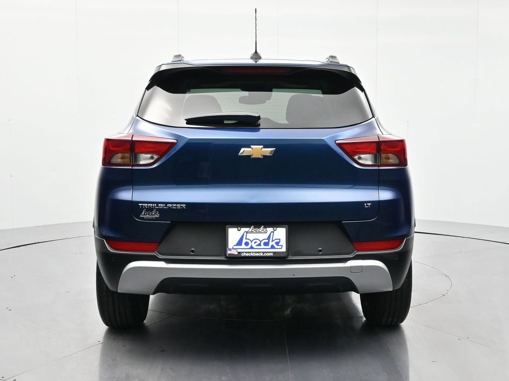 Used 2021 Chevrolet TrailBlazer LT w/ Convenience Package FWD image 6