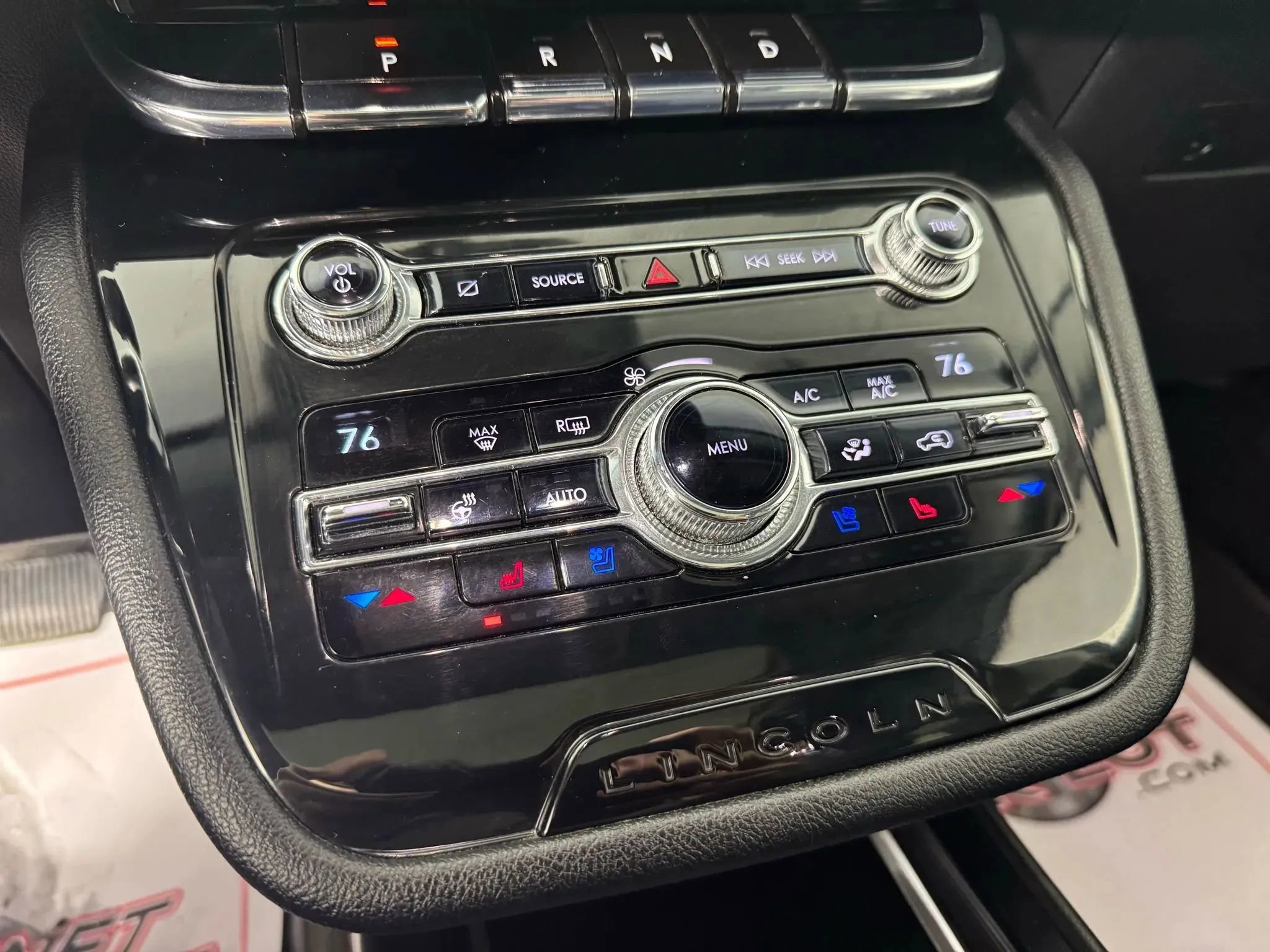 Used 2020 Lincoln Corsair AWD image 22