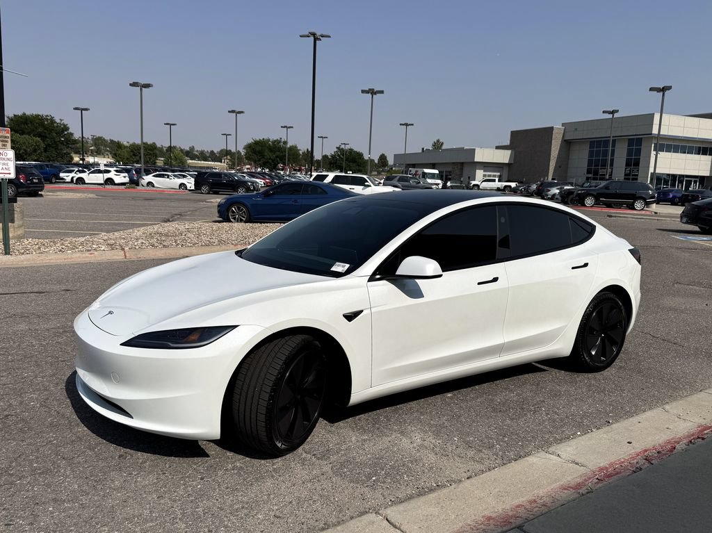 Used 2025 Tesla Model 3 Long Range AWD/4WD image 4