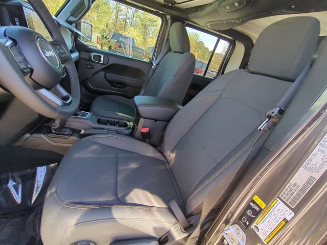 New 2026 Jeep Gladiator Sport AWD/4WD image 22
