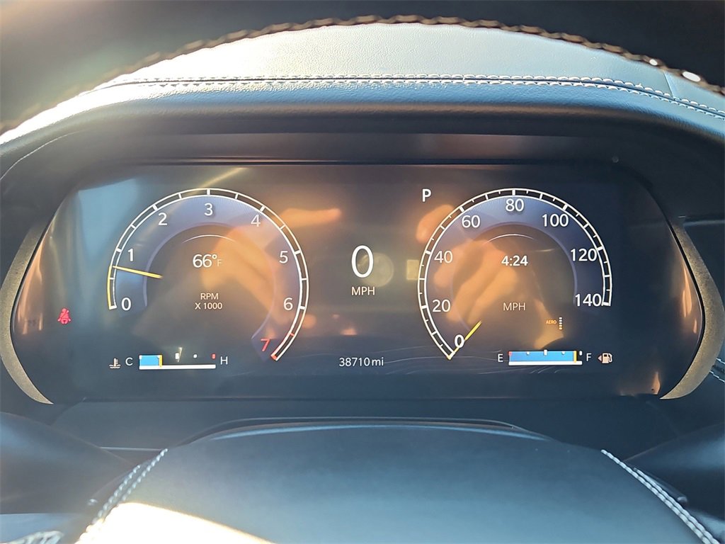 Used 2022 Jeep Grand Cherokee Overland w/ Luxury Tech Group IV image 35