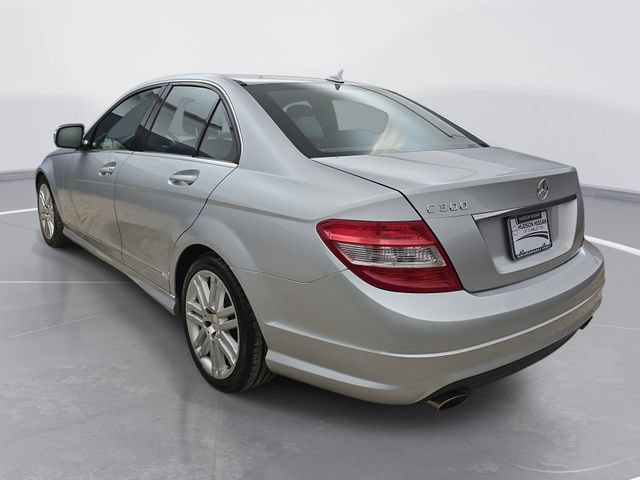 Used 2009 Mercedes-Benz C 300 Sedan image 9