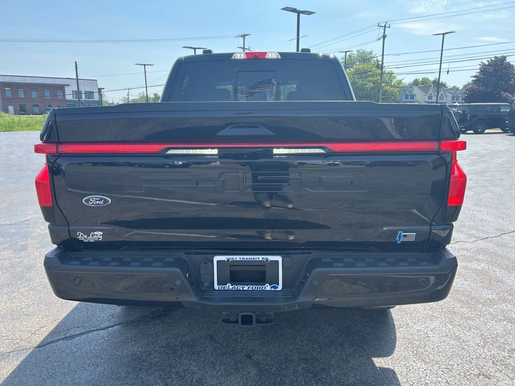 Used 2022 Ford F150 Lightning Lariat AWD/4WD image 6