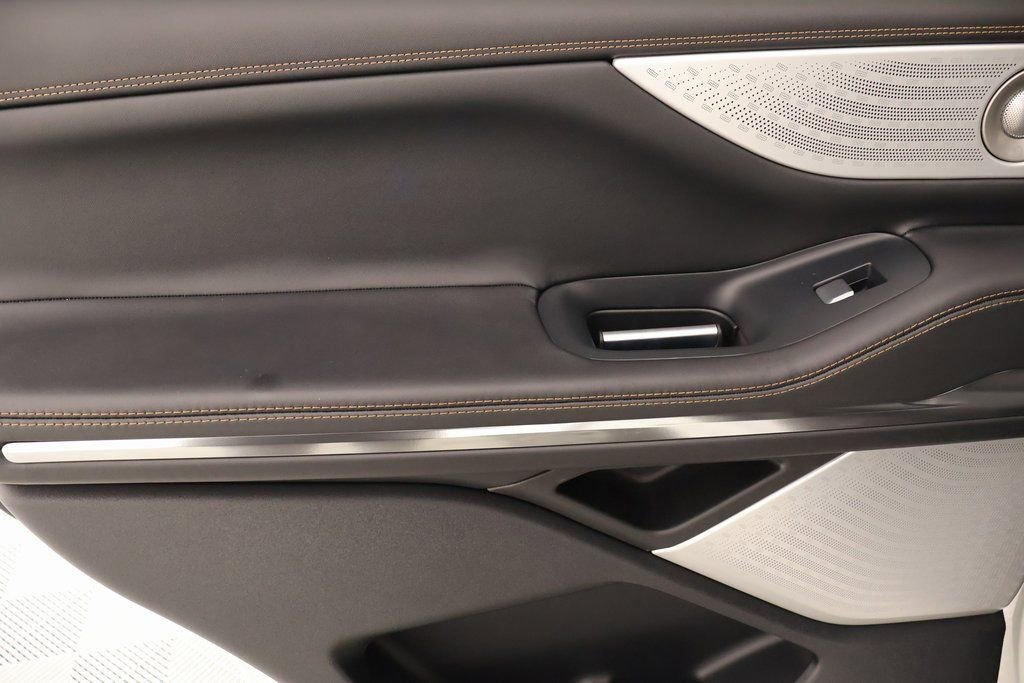 New 2025 Lincoln Navigator Black Label image 19