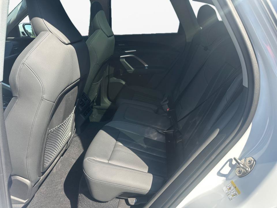 Used 2025 Audi Q5 Prestige AWD/4WD image 13
