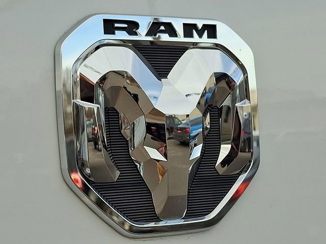 Used 2024 RAM ProMaster 2500 w/ Safety Group image 29