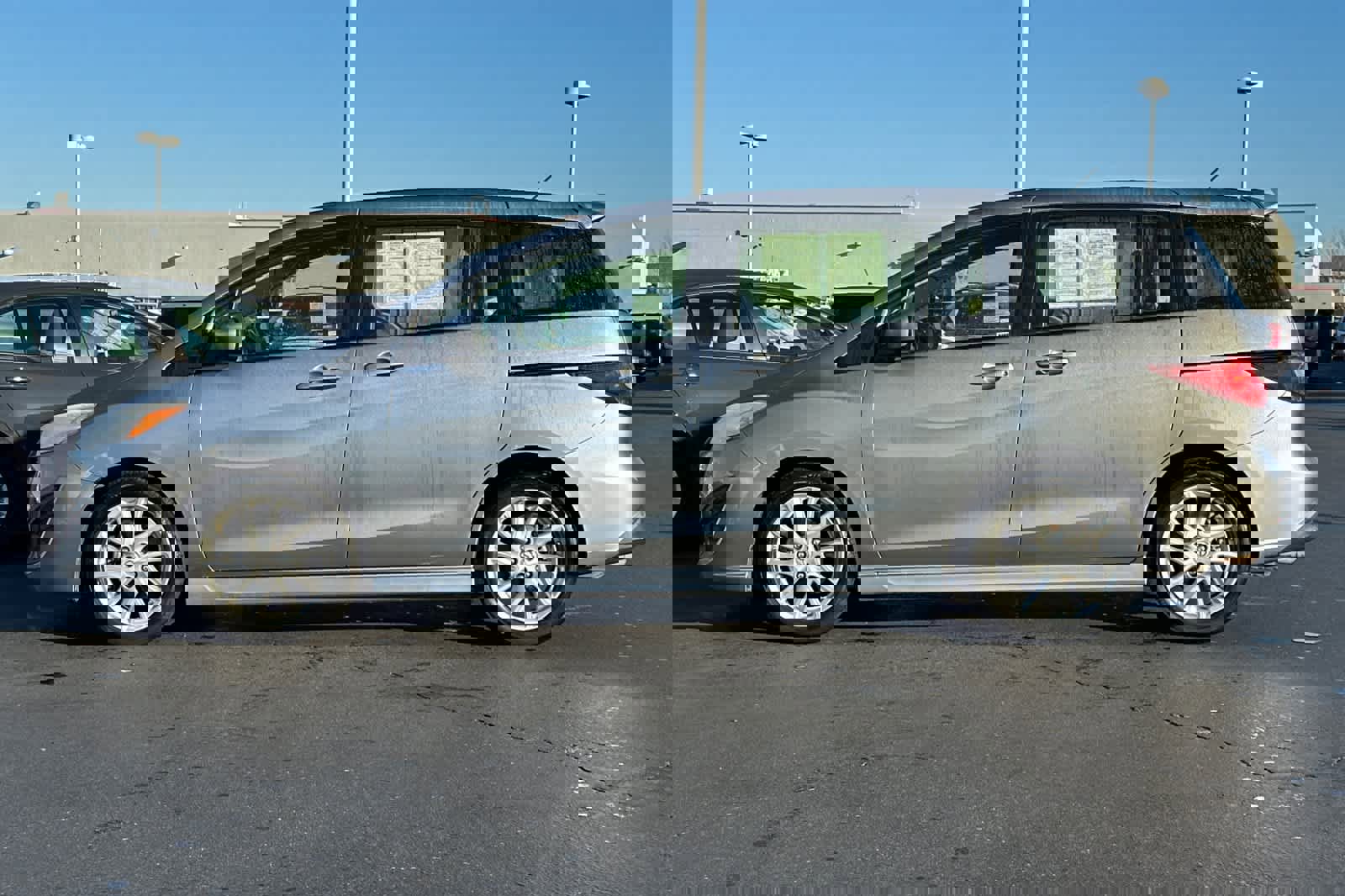 Used 2012 MAZDA MAZDA5 Grand Touring image 9