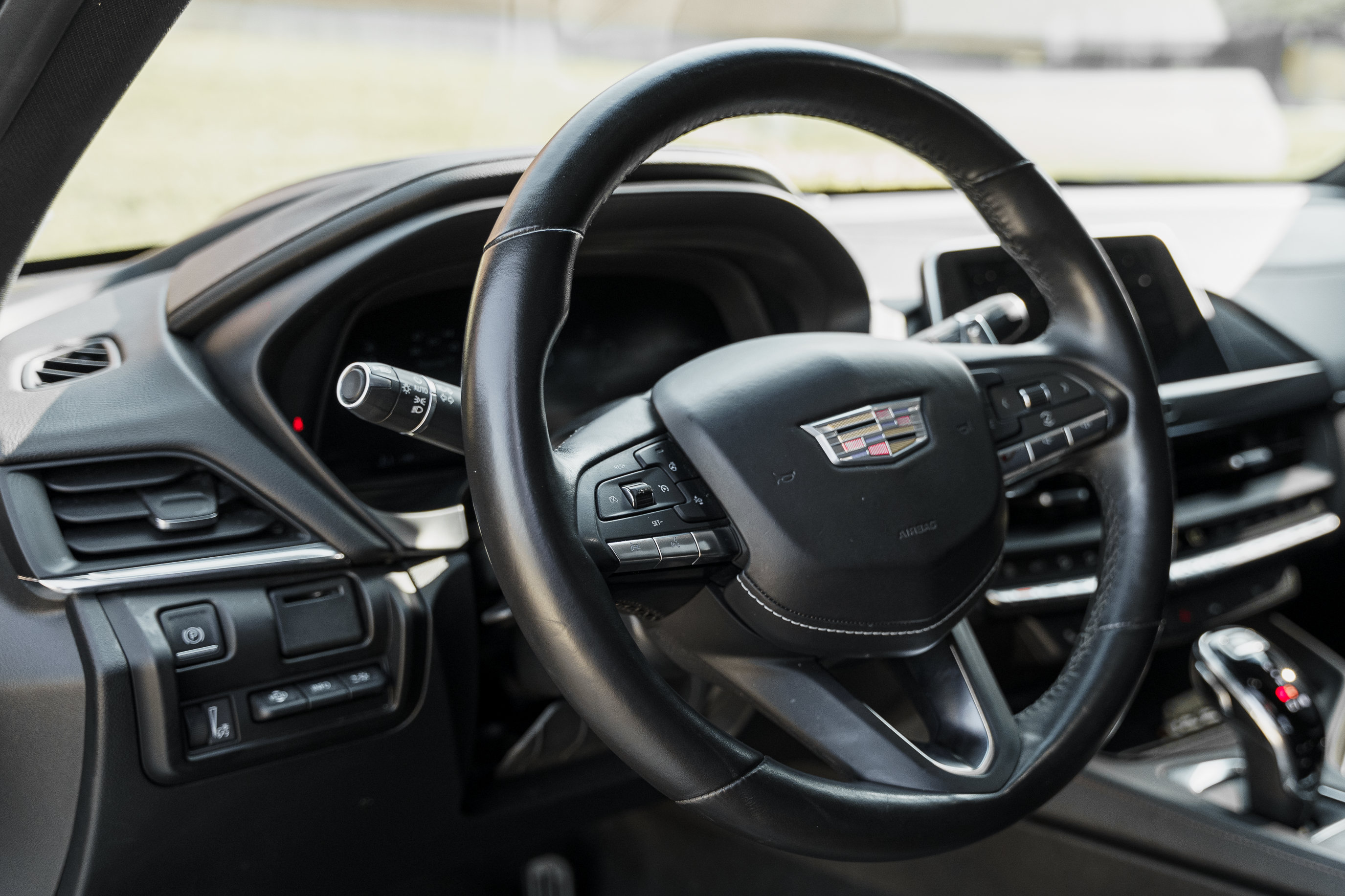 Used 2022 Cadillac CT4 V w/ Navigation Package AWD/4WD image 10