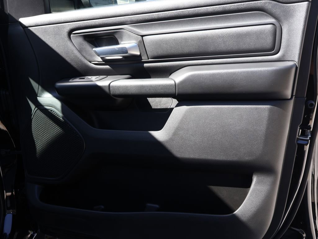 New 2026 RAM 1500 Classic Warlock AWD/4WD image 8