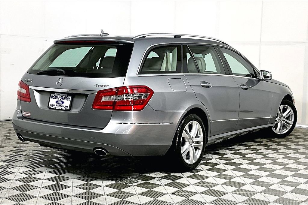 Used 2011 Mercedes-Benz E 350 4MATIC Wagon image 12