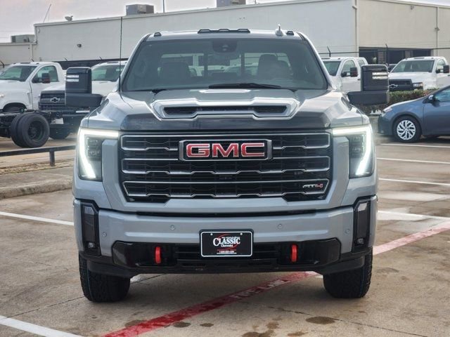 Used 2024 GMC Sierra 2500 AT4 w/ AT4 Premium Plus Package image 11