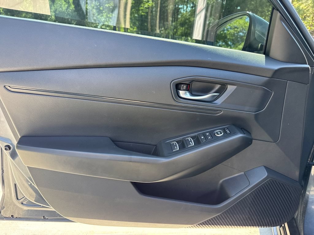Used 2023 Honda Accord LX image 13