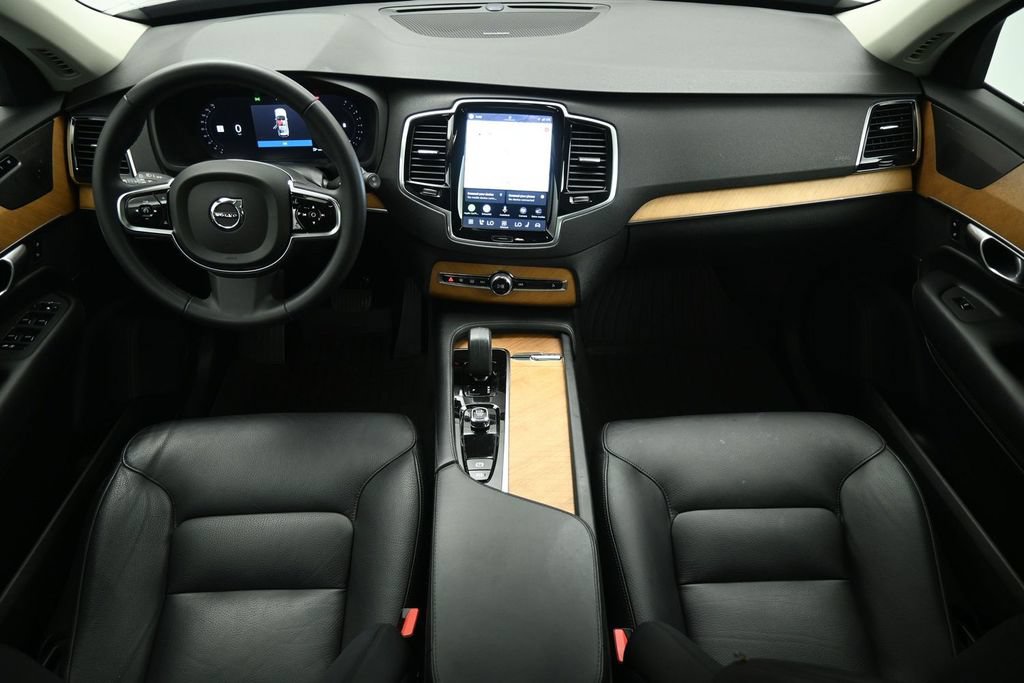 Used 2023 Volvo XC90 B6 Plus w/ Protection Package Premier AWD/4WD image 18