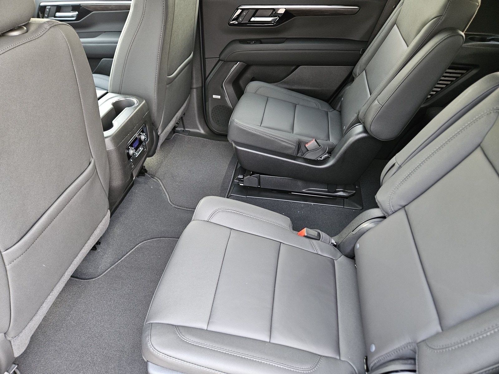 New 2027 Chevrolet Tahoe LT w/ Comfort Package RWD image 20