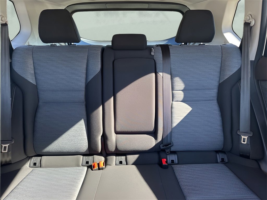 Used 2021 Nissan Rogue SV image 11