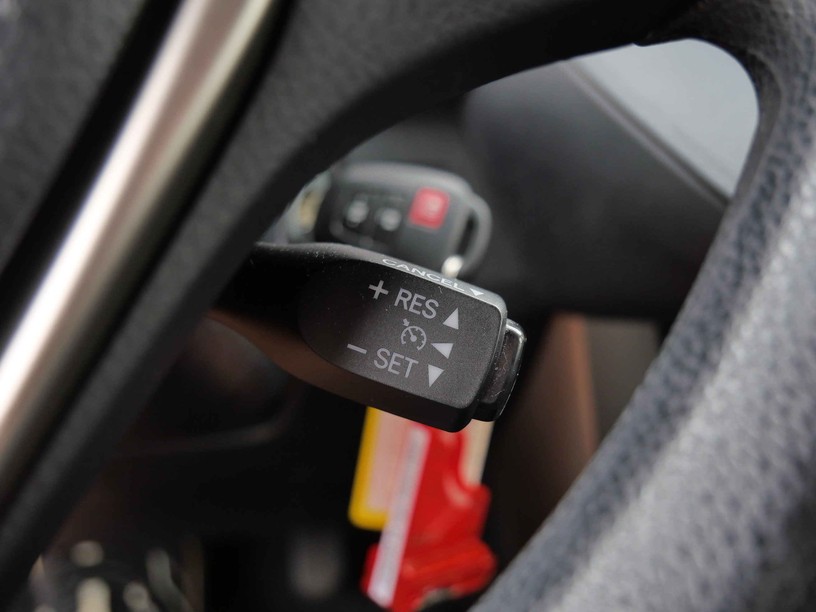 Used 2015 Toyota RAV4 LE AWD/4WD image 27