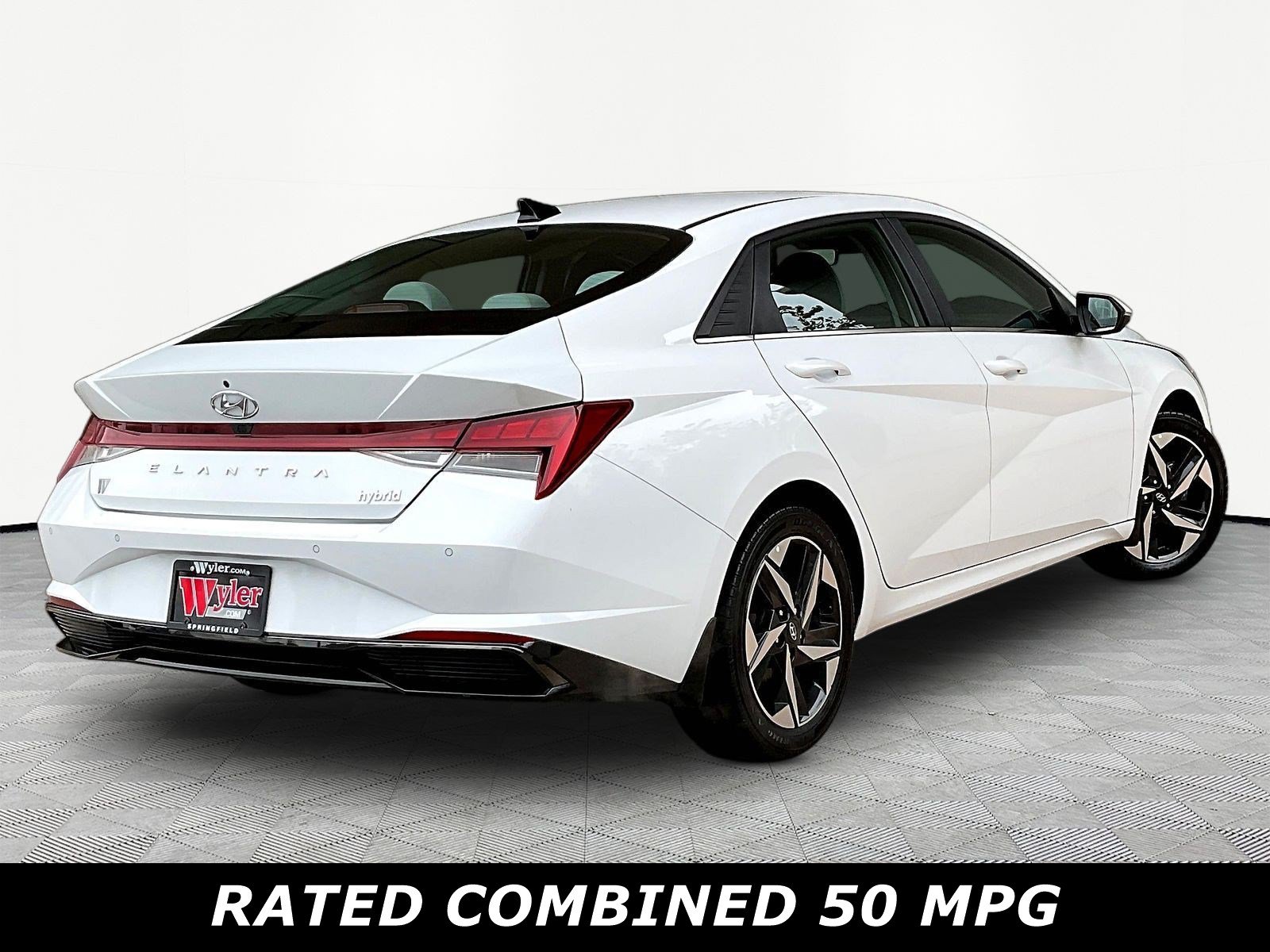Used 2023 Hyundai Elantra Limited FWD image 6