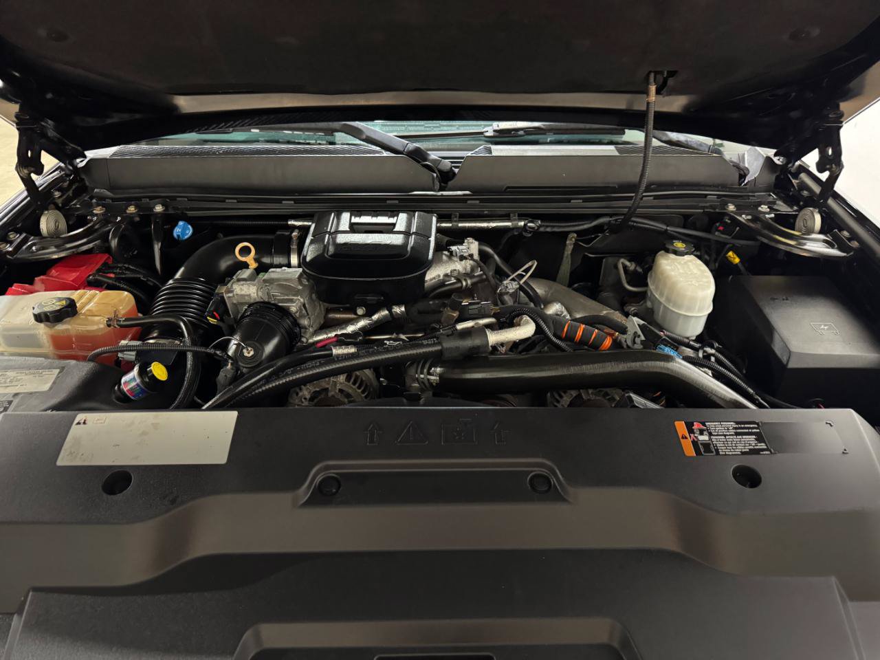 Used 2011 GMC Sierra 3500 Denali AWD/4WD image 43