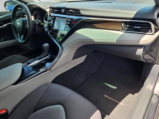 Used 2020 Toyota Camry LE FWD image 19