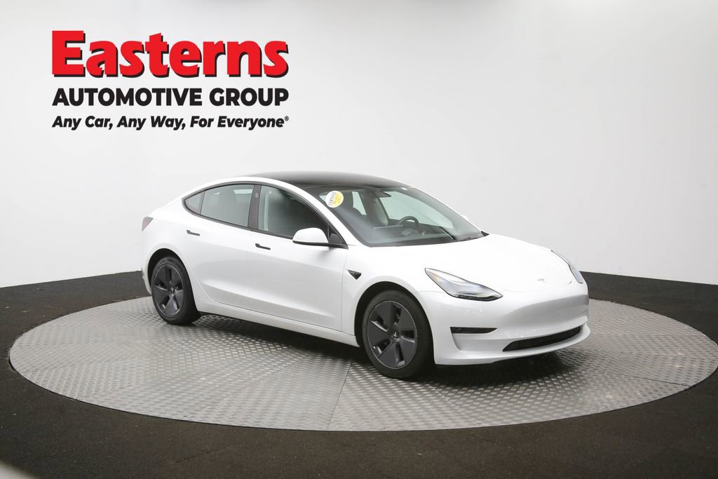 Used 2023 Tesla Model 3 Standard Range image 44