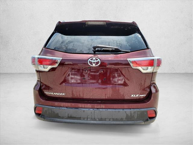 Used 2015 Toyota Highlander XLE AWD/4WD image 6