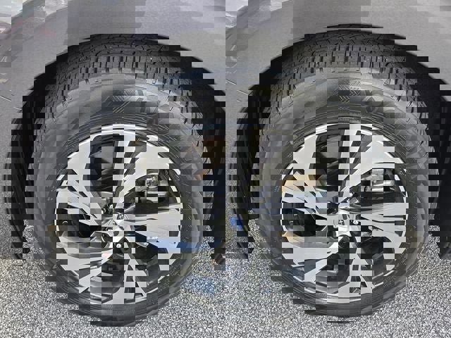 Used 2023 Subaru Legacy Premium image 9