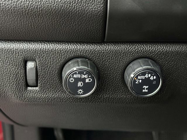 Used 2019 Chevrolet Colorado LT w/ LT Convenience Package image 16