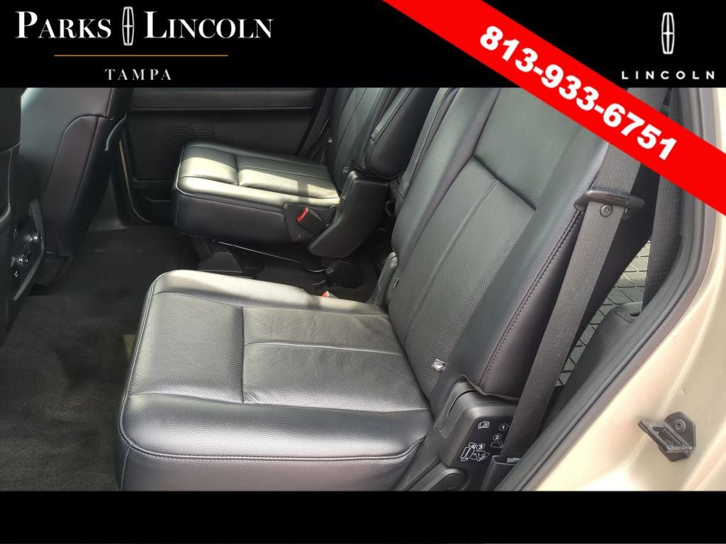Used 2017 Ford Expedition Limited w/ Equipment Group 301A RWD image 17
