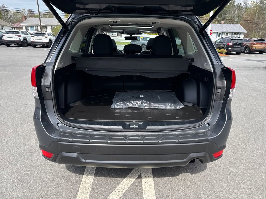 Used 2023 Subaru Forester Premium AWD/4WD image 21