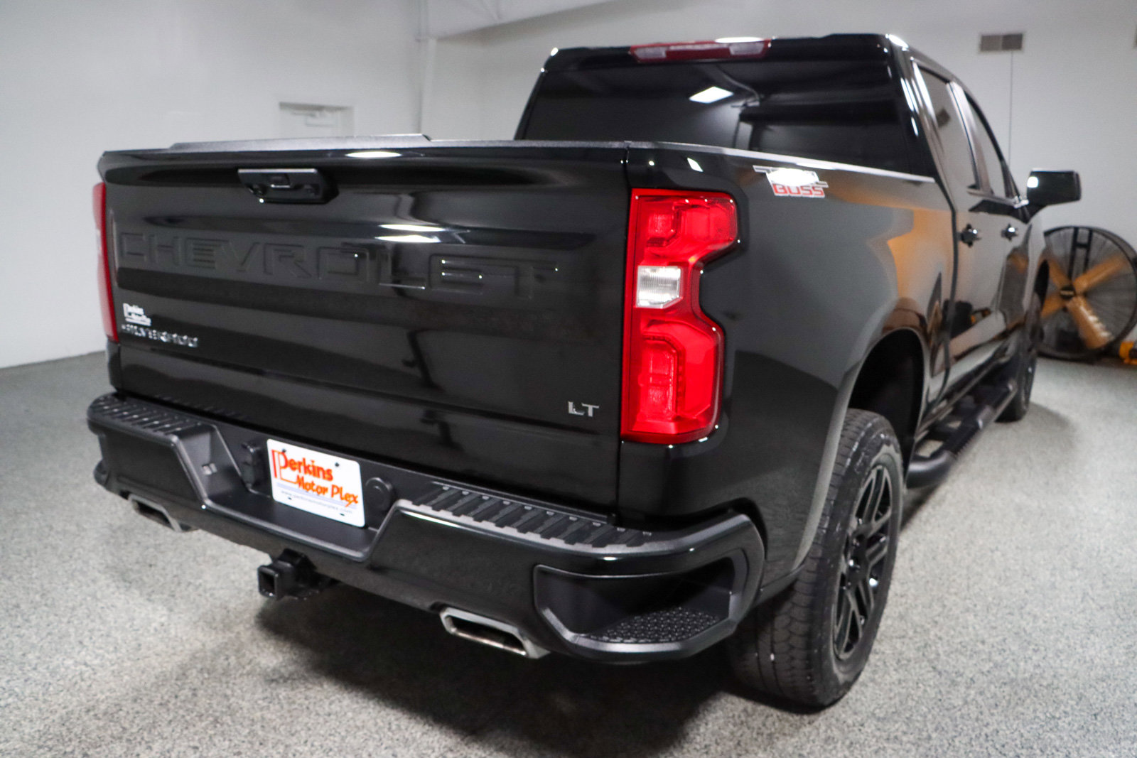 Used 2023 Chevrolet Silverado 1500 LT Trail Boss w/ Protection Package image 7