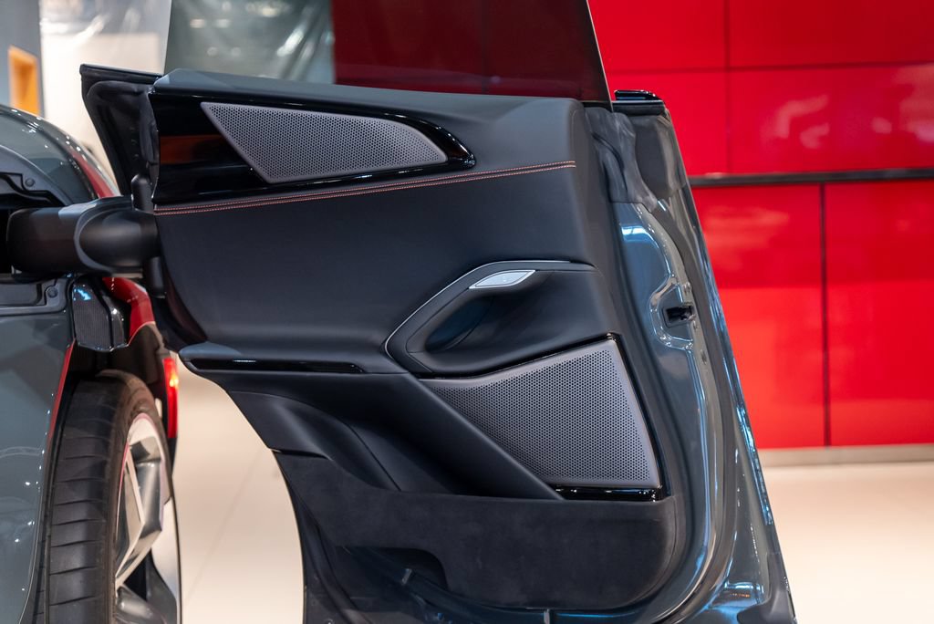 Certified 2025 Ferrari Purosangue AWD/4WD image 37