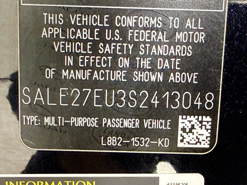 Used 2025 Land Rover Defender 110 X-Dynamic SE image 29