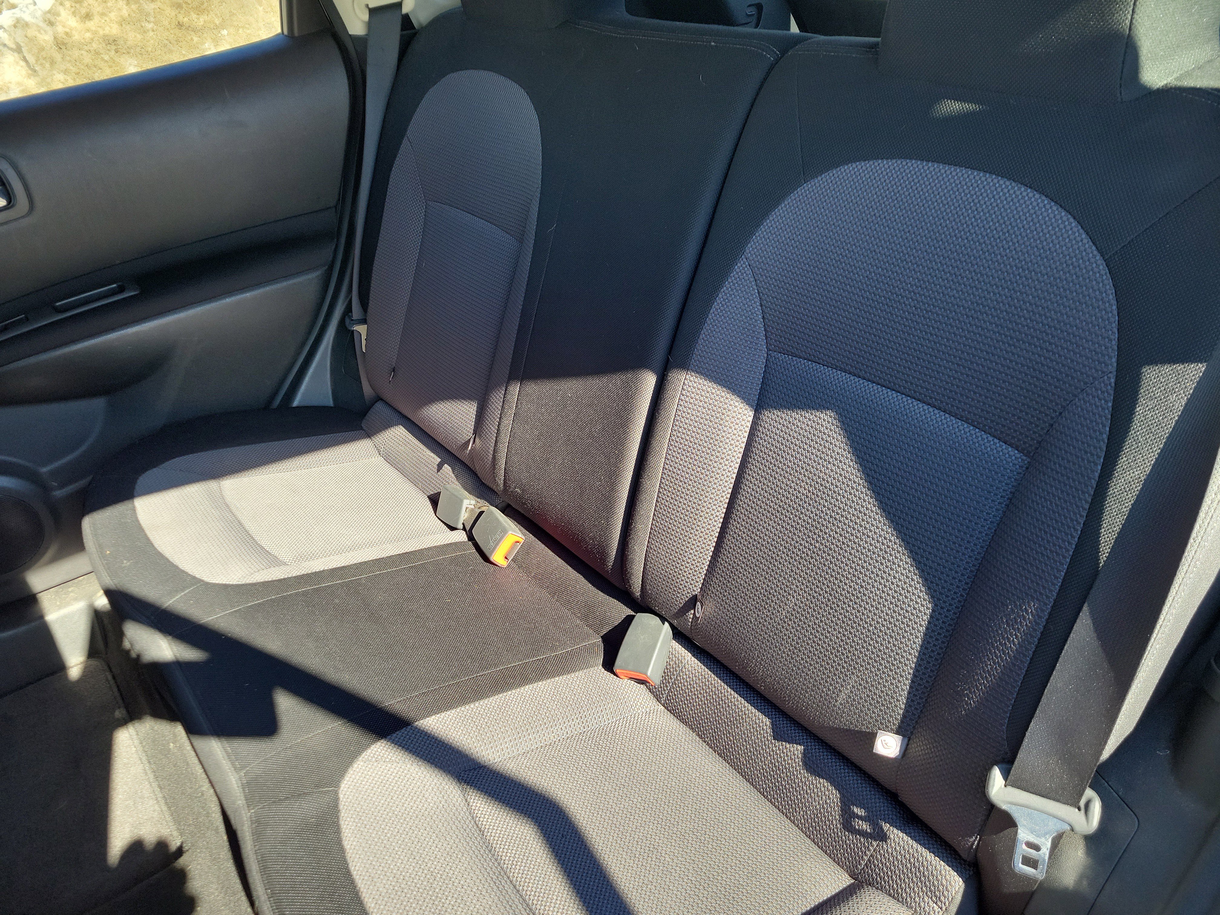 Used 2013 Nissan Rogue SV image 16