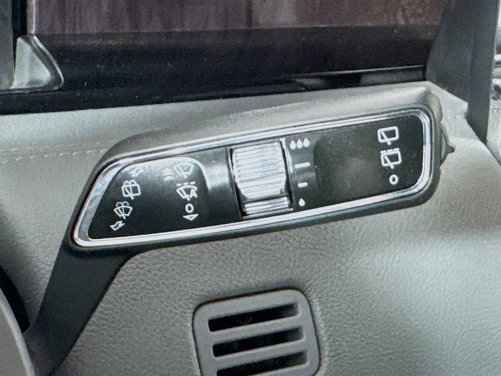 Used 2020 Lincoln Navigator Reserve w/ Luxury Package image 14